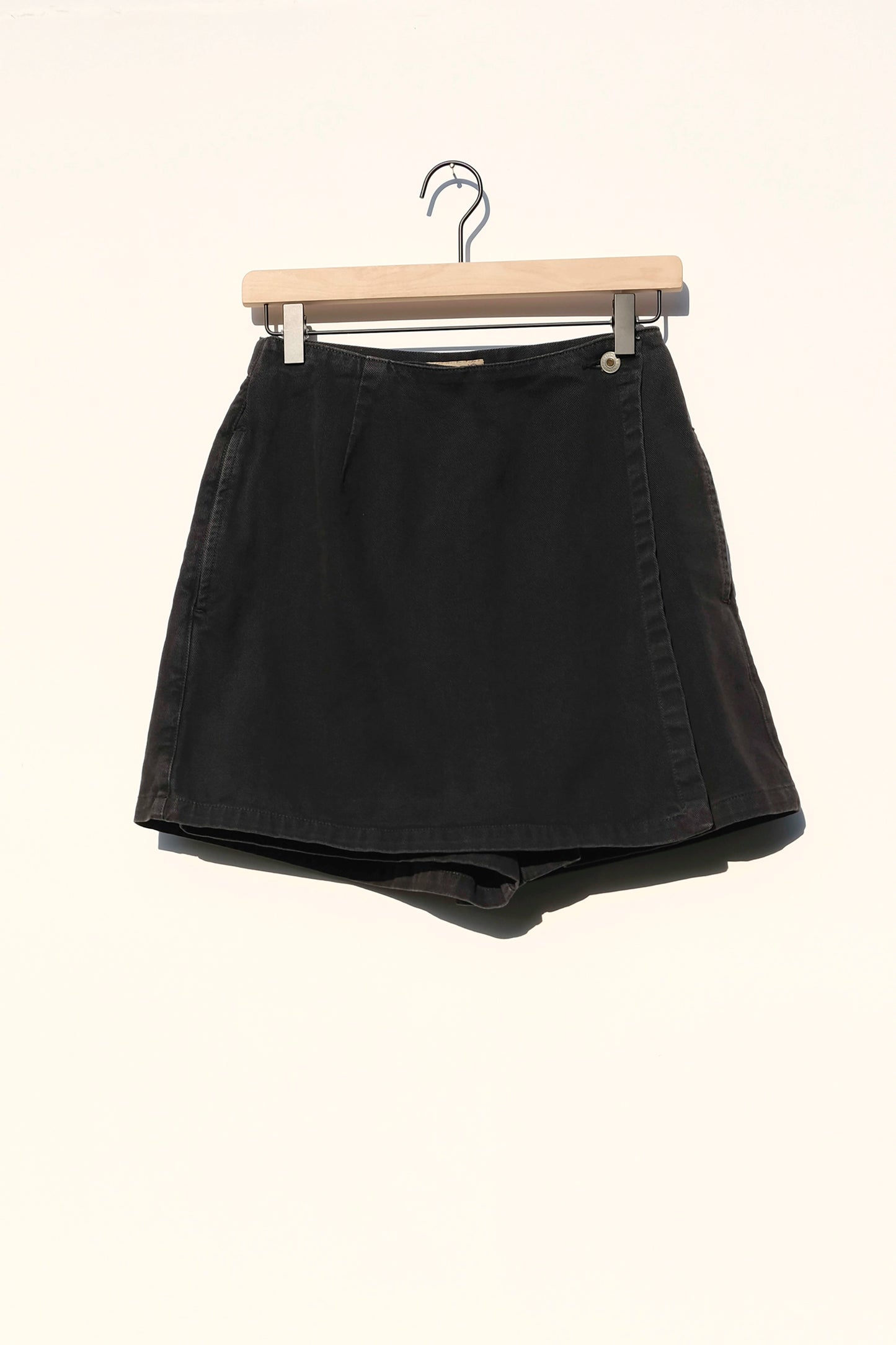Prés de Chamonix Denim Black Skort, 90's