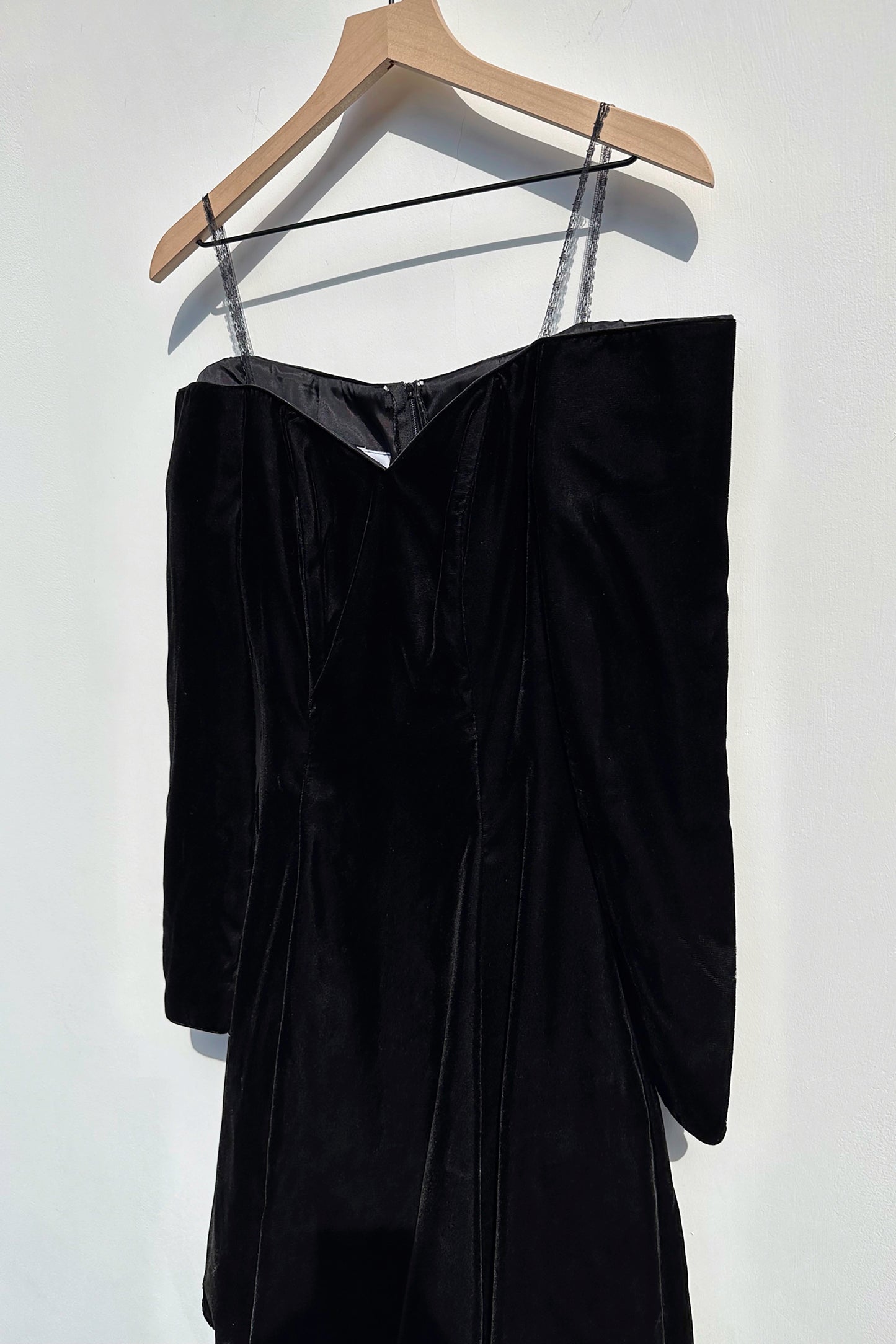 Roberta Velvet 80's Off-Shoulder Sweetheart Dress w/Long Sleeves