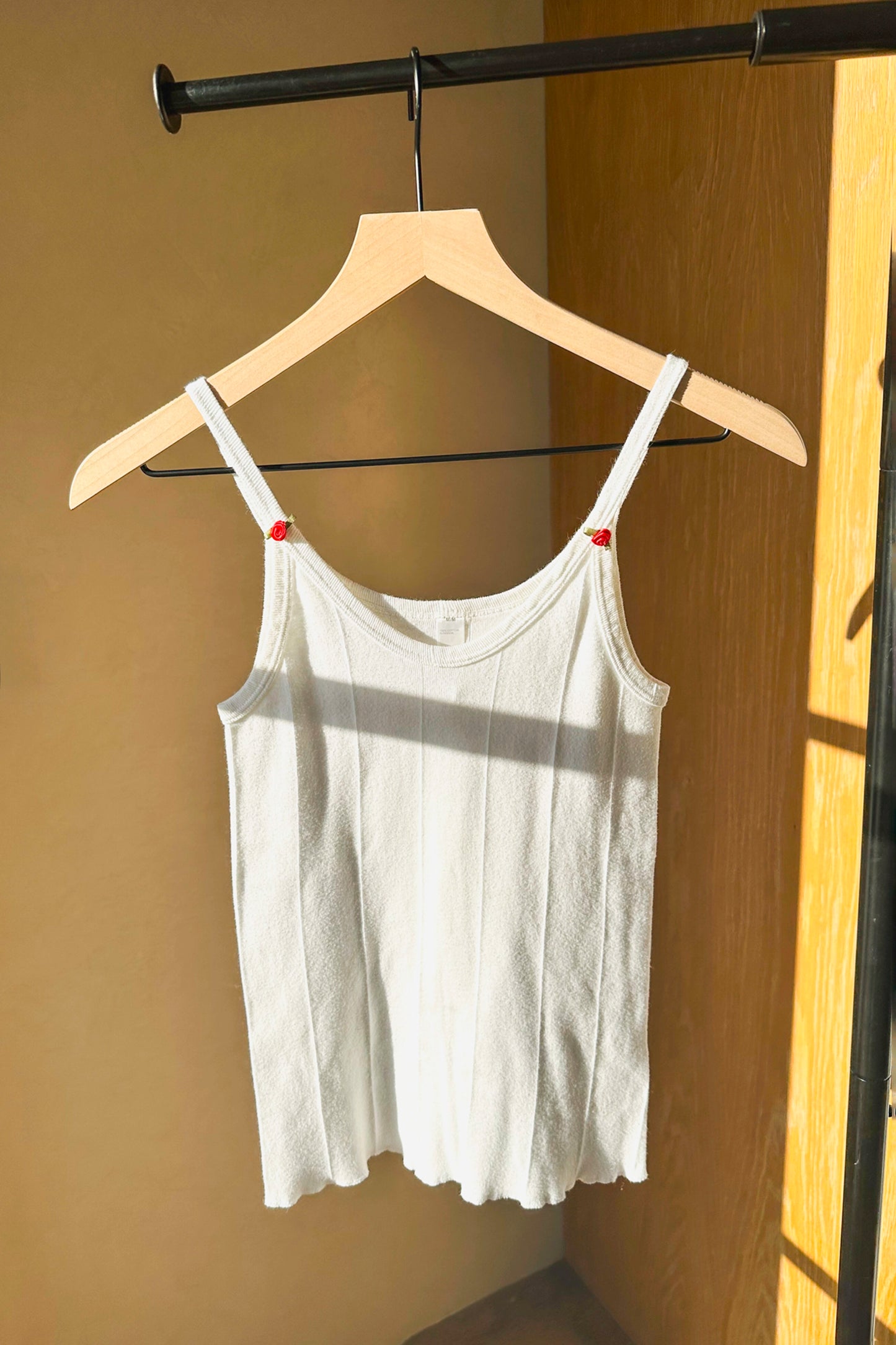 Upcycled Vintage White Cotton Coquette Red Rose Tank Top US 6 M/L