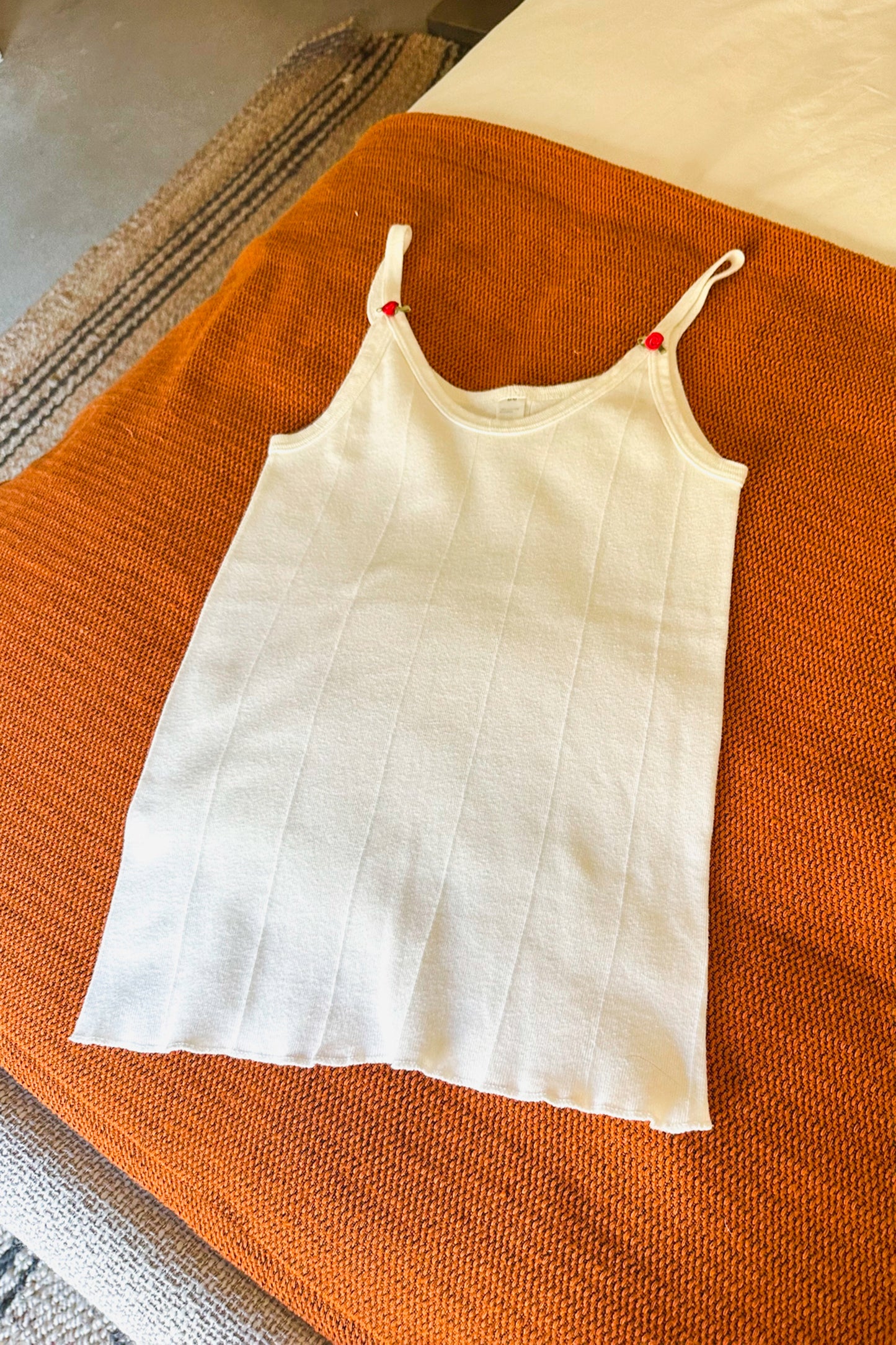 Upcycled Vintage White Cotton Coquette Red Rose Tank Top US 6 M/L