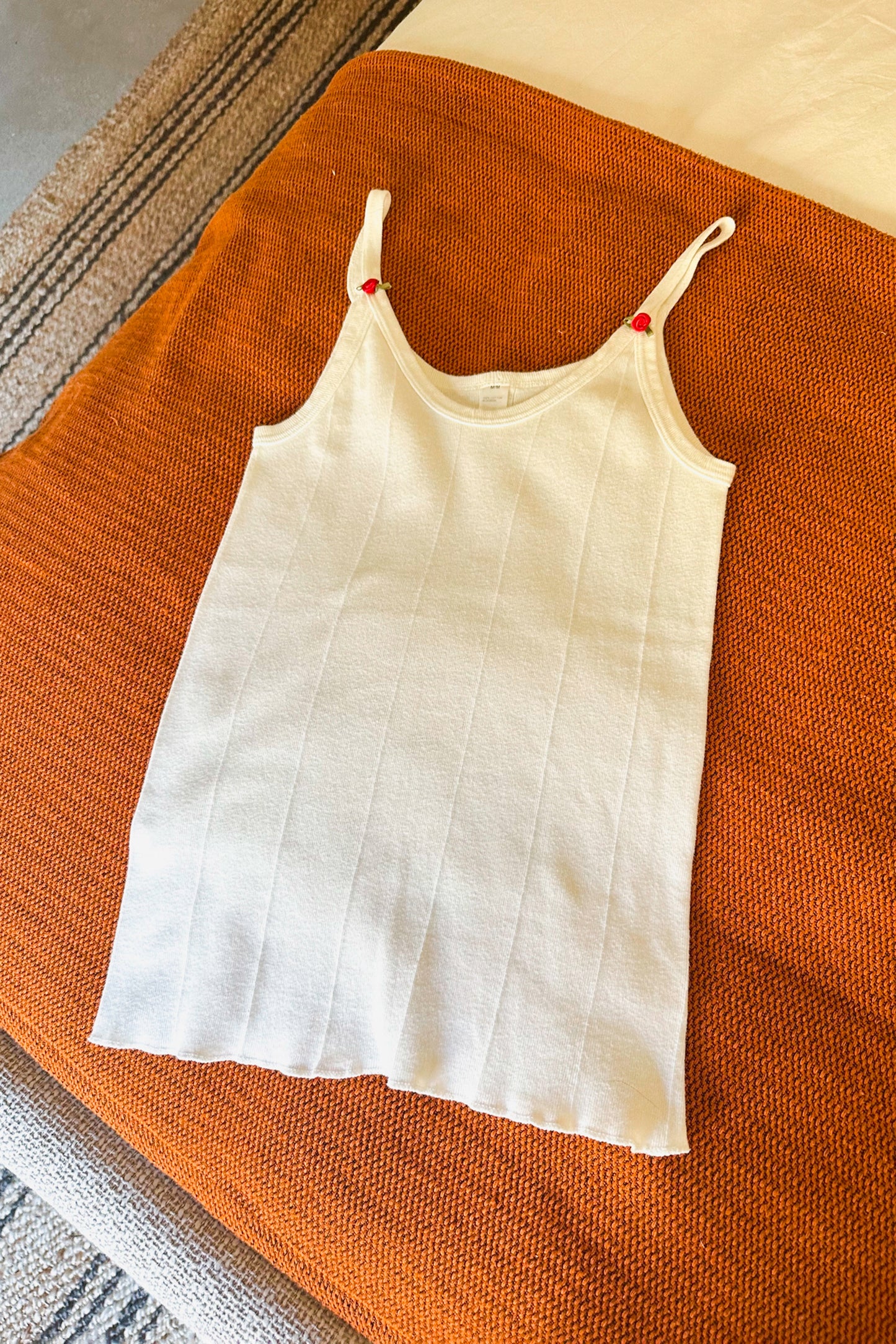 Upcycled Vintage White Cotton Coquette Red Rose Tank Top US 6 M/L