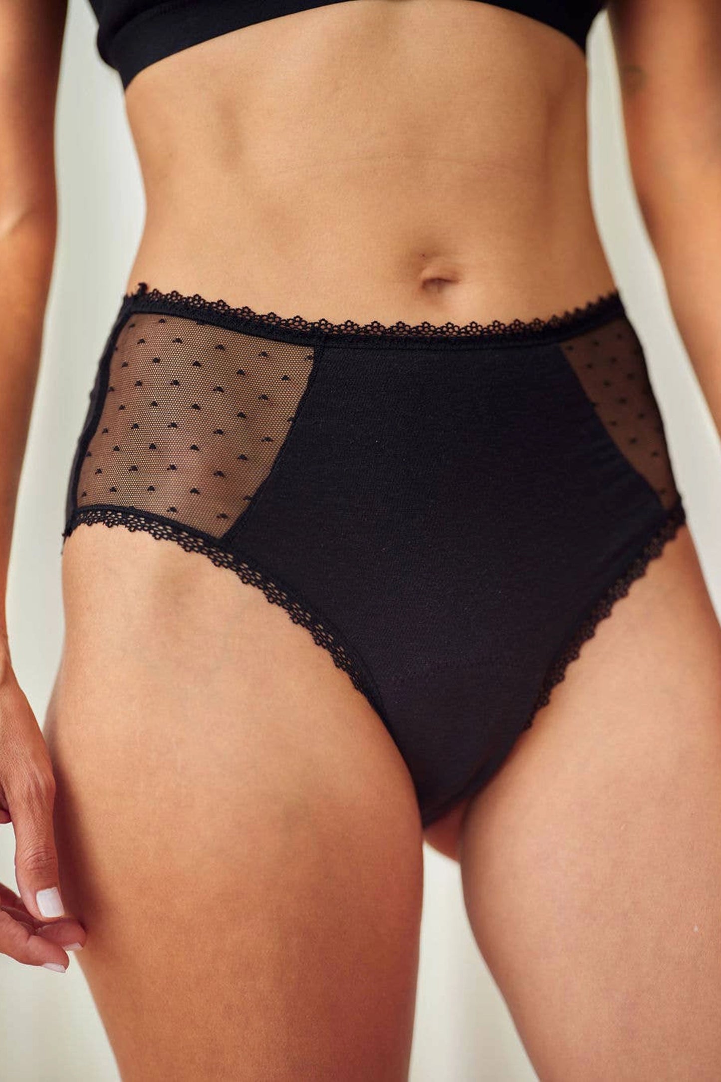 Leakproof Mid-Rise Mesh Panel Underwear, Black