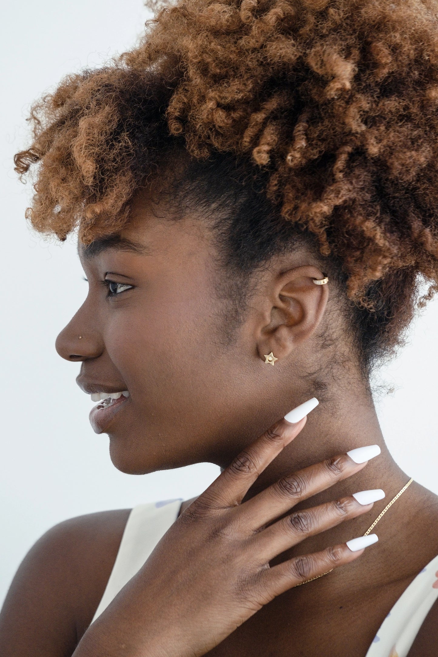 Star Crystal Stud Earrings - cream