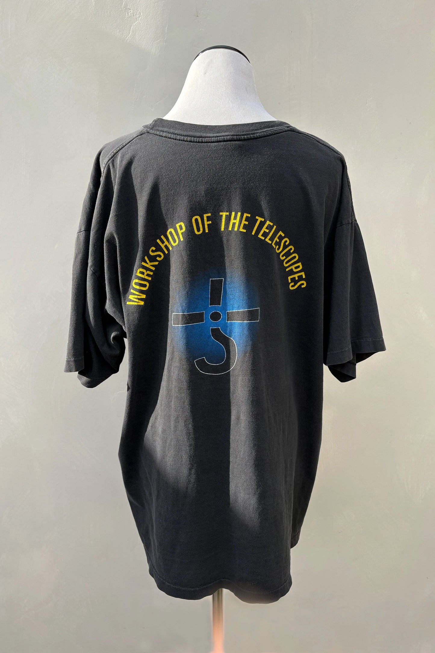 Vintage 90's Blue Öyster Cult Workshop of the Telescopes T-Shirt, XL