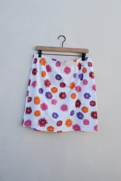 90s Cotton White Floral Skirt, Size US 10/12 L, Digital Print, Vintage Hanes