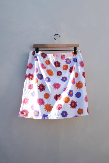 90s Cotton White Floral Skirt, Size US 10/12 L, Digital Print, Vintage Hanes