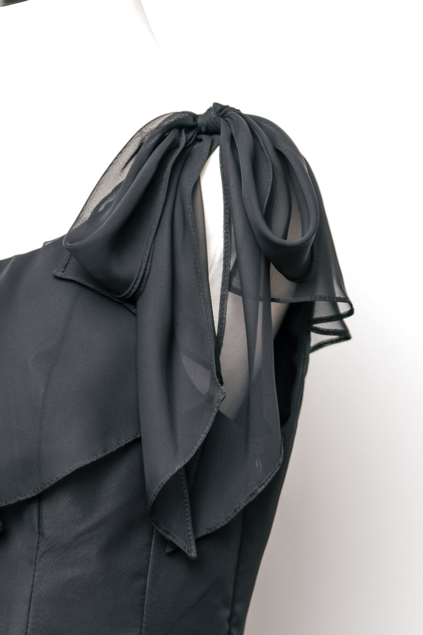 Black Sheer Ruffled Overlay Sleeveless Top Modern Avant Garde US XL 14, 90's Ricci Lizaso