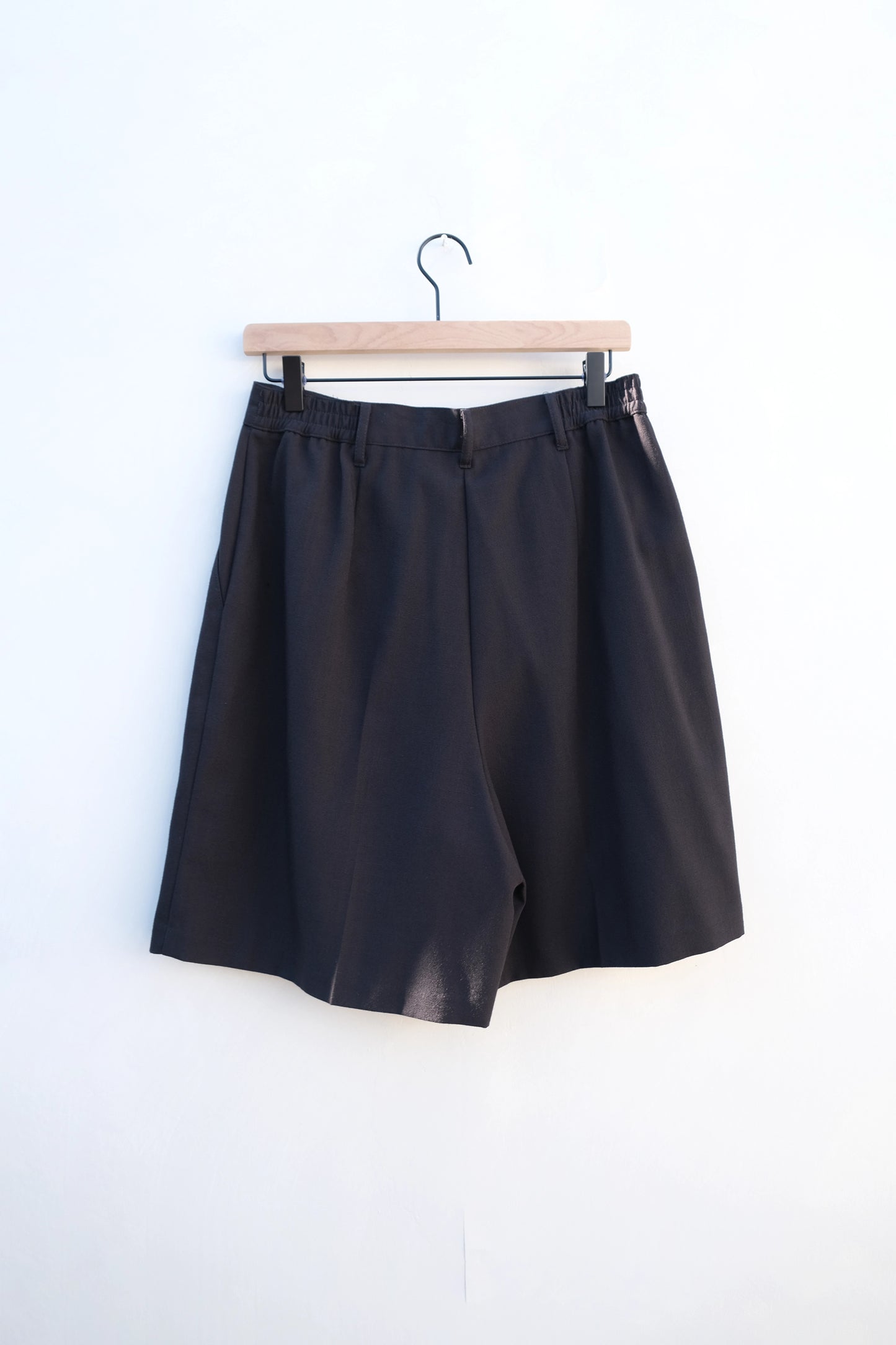 90s Black Shorts, Pleated Stretch Waistband, Size US 10 Sag Harbor