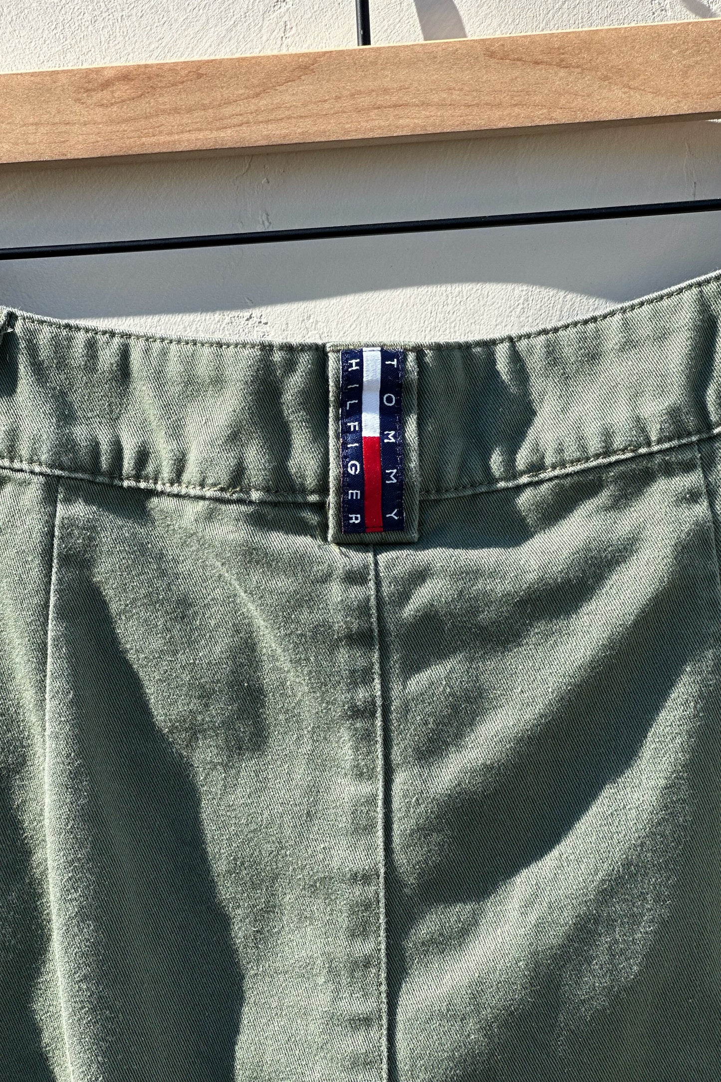 Tommy Hilfiger Green Cargo Button Mini Skirt US 6/8 M 2000's