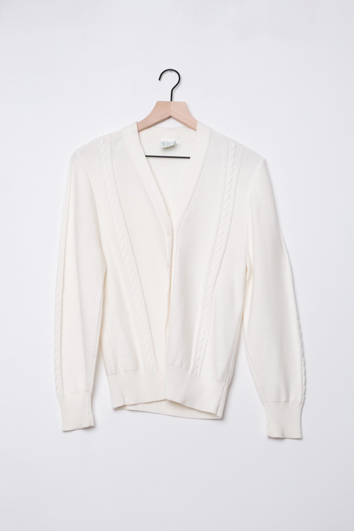 Lily's of Beverly Hills White Cable Tennis Cardigan, 70's