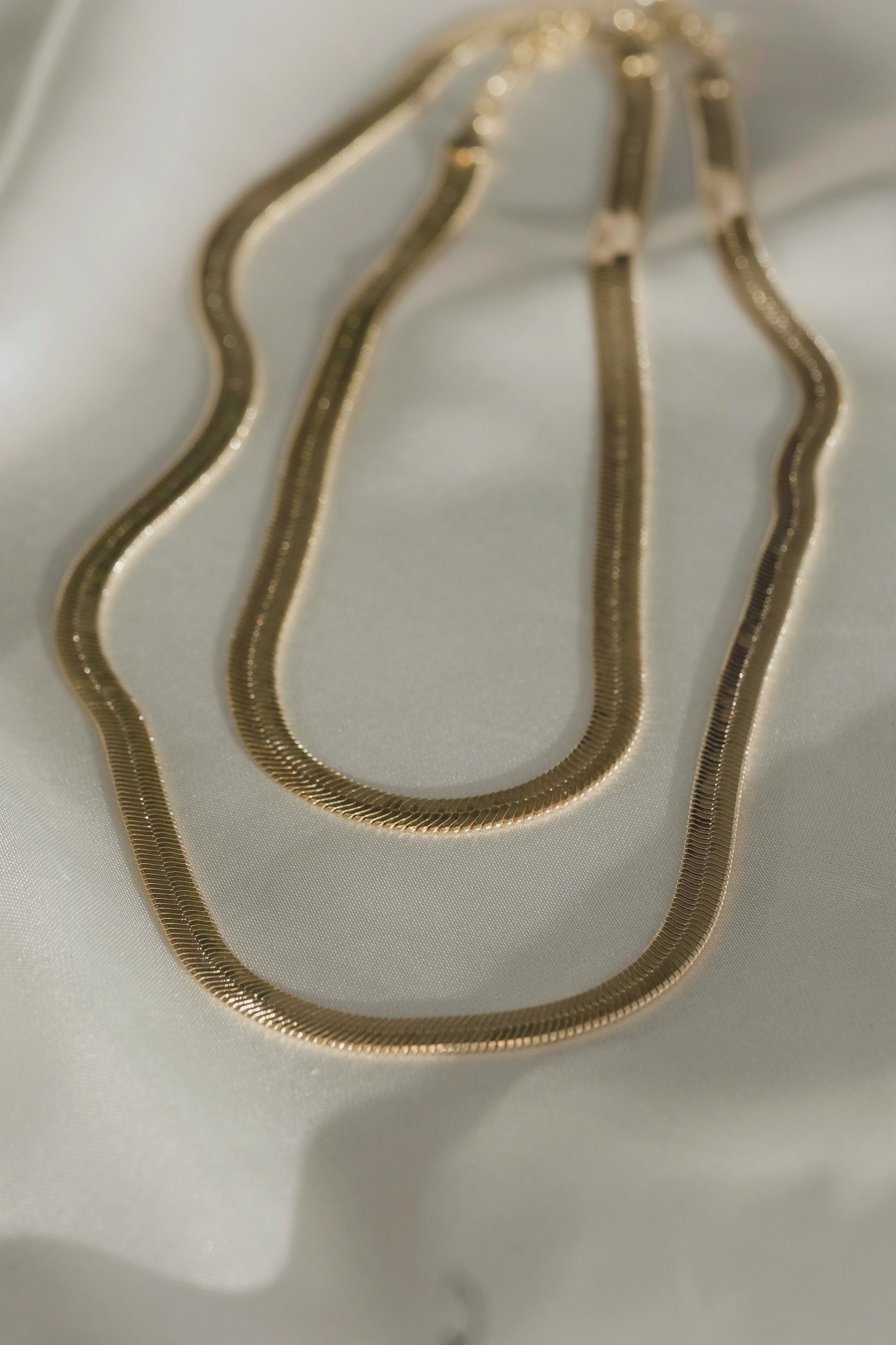 Gold Herringbone Chain Necklace, 20" - cream