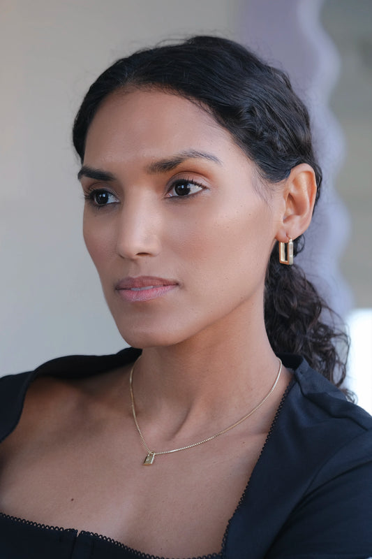 Dainty Lock Pendant - cream